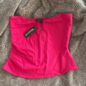 PrettyLittleThing Fuchsia Strapless Top